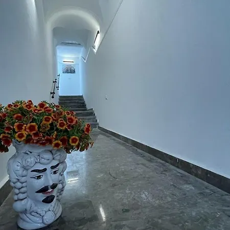 Sweet Life Aparthotel 3*