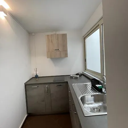 Sweet Life Aparthotel 3*